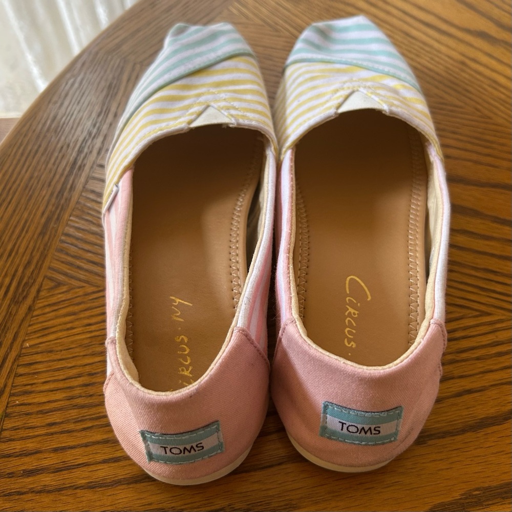 Color Block | Pastel Stripes | Shoes - Picture 8 of 16